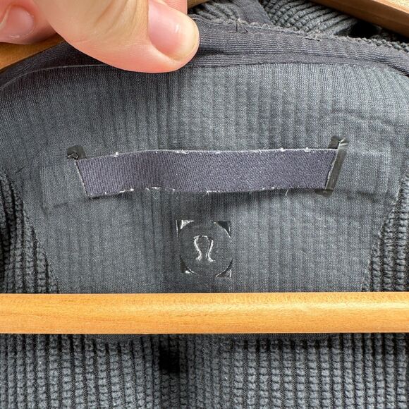 Lululemon Fleece Back Soft Shell Jacket Mens Size M Graphite Gray Hood Full Zip - Picture 10 of 12